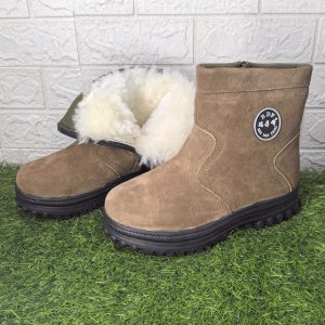 Outdoor Pure Wool Labor Protection Shoes Fleece-lined Thick Fur Integrated Short Boots